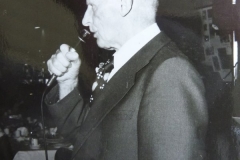 p1000358